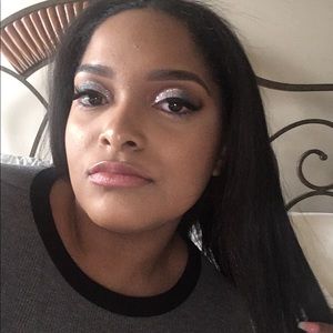 Meet your Posher, Cierra